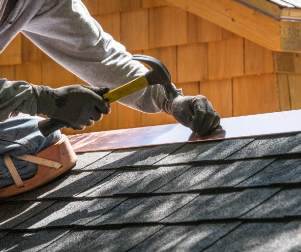 Best Roof Maintenance Services  in Bayside, WI